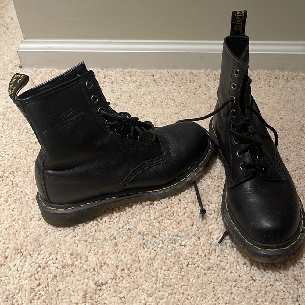 Dr. Martens Lace up boots